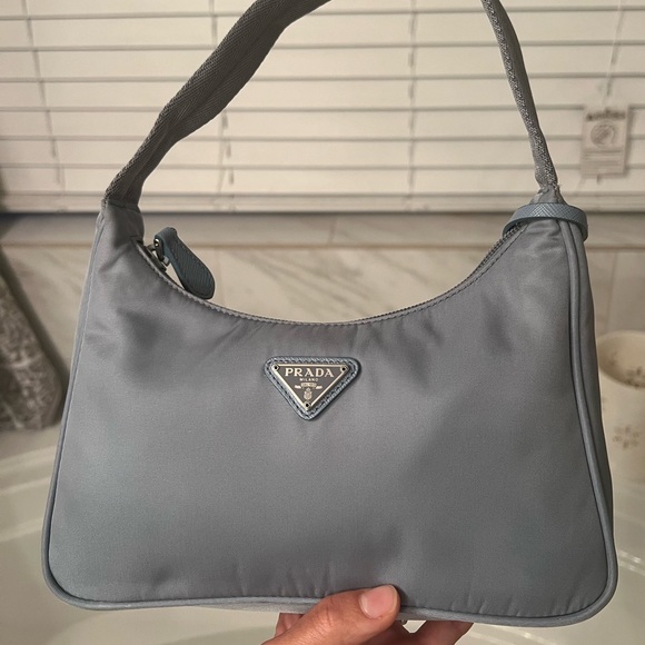 Prada Re-edition 2000 Astrale Nylon Mini Bag - Picture 12 of 13